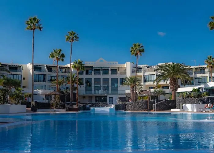 Pet friendly Beautiful Studio On The Seafront Costa Teguise