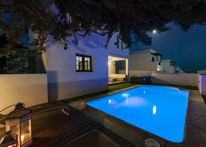 Valentina Villa Private Pool Garden Costa Teguise with Pool