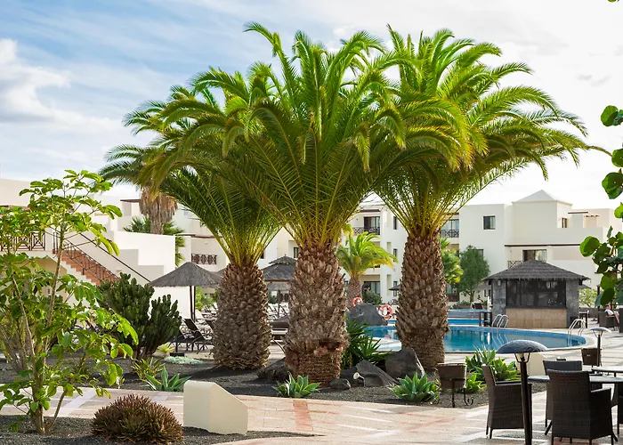 Costa Teguise Hotels With Pool near Cesar Manrique Foundation