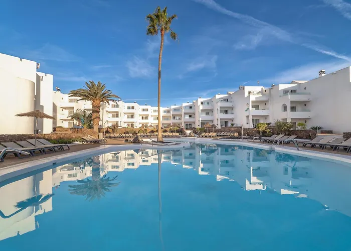 Costa Teguise Cheap Hotels near Aeroporto em Londres - Gatwick Airport (LGW)