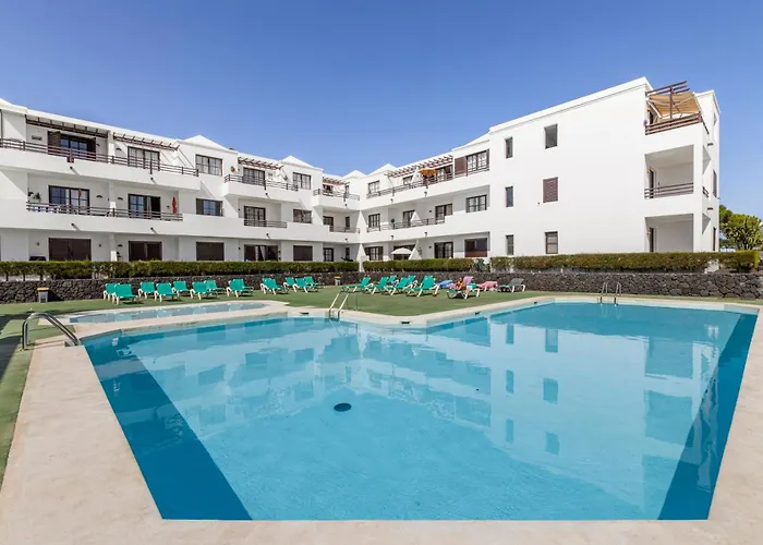 Pet friendly Casa Loro Azul Terraza Piscina Y Vistas Al Mar Apartment Costa Teguise