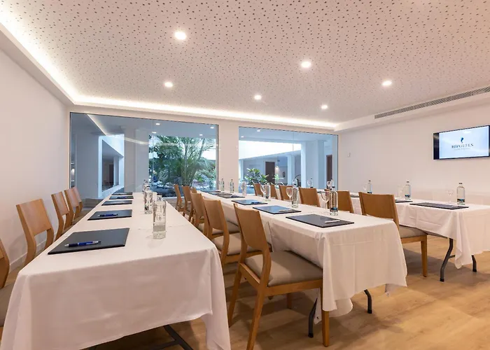 Puerto del Carmen (Lanzarote) Hotels With Amazing Views
