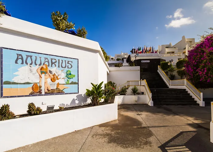 Puerto del Carmen (Lanzarote) Beach Vacation Rentals