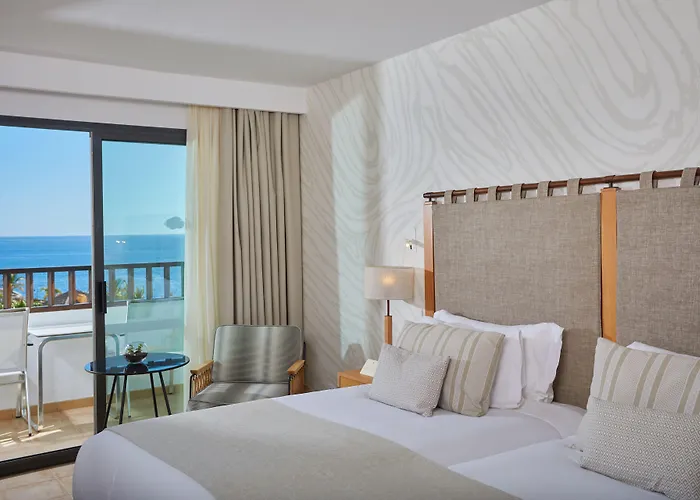 Luxury Hotels in Puerto Calero