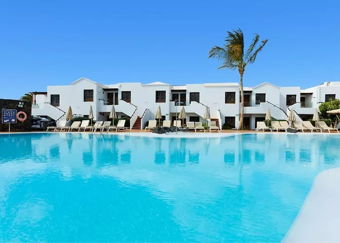 Luxury Hotels in Puerto del Carmen (Lanzarote)