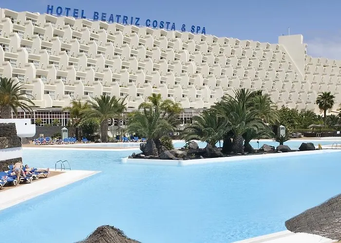 Costa Teguise Beach hotels