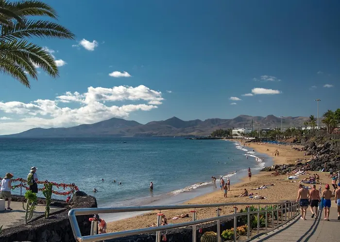 Puerto del Carmen (Lanzarote) Cheap Pet friendly Hotels